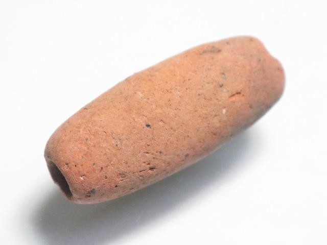 TOKO-BEADS CZ221-51 Antique Clay bead 14mm CZ221-51 アンティーククレイビーズ 14mm Asian bead & African bead  Handmade,Lampeork,bead,asia,india,ethnic,parts,accessory,beads とんぼ玉,ビーズ,トンボ玉,アジア,インド,エスニック,手作り,パーツ,アクセサリー
