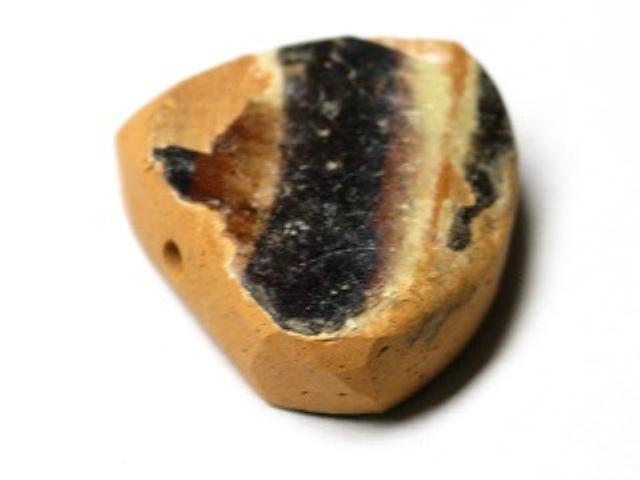 TOKO-BEADS DZ010-07 Old Pottery bead 21mm DZ010-07 古陶片ビーズ 21mm Asian bead & African bead  Handmade,Lampeork,bead,asia,india,ethnic,parts,accessory,beads とんぼ玉,ビーズ,トンボ玉,アジア,インド,エスニック,手作り,パーツ,アクセサリー