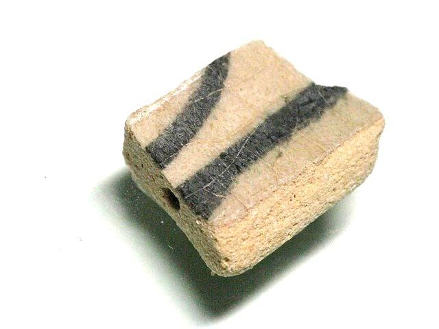 TOKO-BEADS DZ010-75 Old Pottery bead 16mm DZ010-75 古陶片ビーズ 16mm Asian bead & African bead  Handmade,Lampeork,bead,asia,india,ethnic,parts,accessory,beads とんぼ玉,ビーズ,トンボ玉,アジア,インド,エスニック,手作り,パーツ,アクセサリー