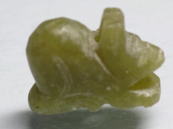 TOKO-BEADS DZ017-01 Antique Jade bead 21mm DZ017-01 アンティークジェイドビーズ（うさぎ） 21mm Asian bead & African bead  Handmade,Lampeork,bead,asia,india,ethnic,parts,accessory,beads とんぼ玉,ビーズ,トンボ玉,アジア,インド,エスニック,手作り,パーツ,アクセサリー