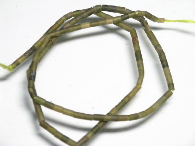 TOKO-BEADS DZ018-01 Green Jade bead (strand) 2.5mm DZ018-01 グリーンジェイド（連） 2.5mm Asian bead & African bead  Handmade,Lampeork,bead,asia,india,ethnic,parts,accessory,beads とんぼ玉,ビーズ,トンボ玉,アジア,インド,エスニック,手作り,パーツ,アクセサリー