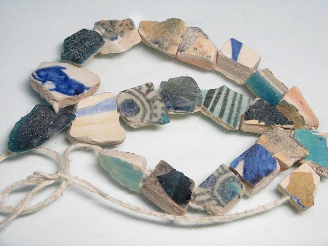 TOKO-BEADS DZ019N-11 Old Pottery bead (strand) 13~26mm DZ019N-11 古陶片ビーズ（連） 13~26mm Asian bead & African bead  Handmade,Lampeork,bead,asia,india,ethnic,parts,accessory,beads とんぼ玉,ビーズ,トンボ玉,アジア,インド,エスニック,手作り,パーツ,アクセサリー