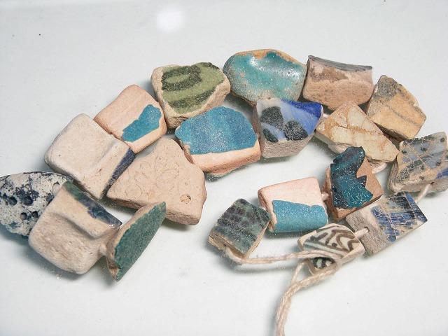 TOKO-BEADS DZ019N-16 Old Pottery bead (strand) 12~23mm DZ019N-16 古陶片ビーズ（連） 12~23mm Asian bead & African bead  Handmade,Lampeork,bead,asia,india,ethnic,parts,accessory,beads とんぼ玉,ビーズ,トンボ玉,アジア,インド,エスニック,手作り,パーツ,アクセサリー