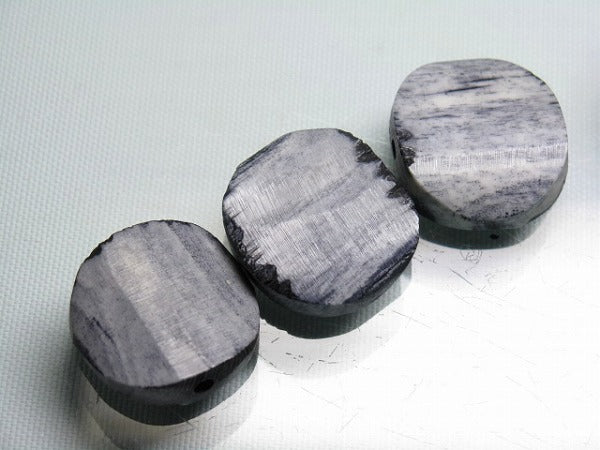 TOKO-BEADS EB001-08N Bone bead (strand) 22~25mm EB001-08N ボーンビーズ（連） 22~25mm Asian bead & African bead  Handmade,Lampeork,bead,asia,india,ethnic,parts,accessory,beads とんぼ玉,ビーズ,トンボ玉,アジア,インド,エスニック,手作り,パーツ,アクセサリー