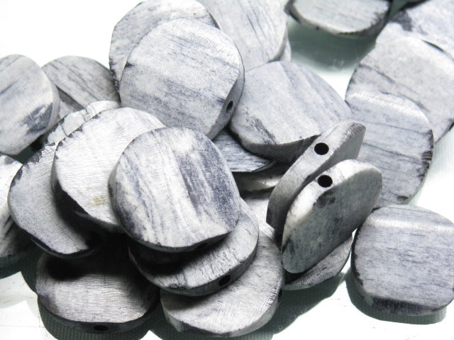 TOKO-BEADS EB001-08N Bone bead (strand) 22~25mm EB001-08N ボーンビーズ（連） 22~25mm Asian bead & African bead  Handmade,Lampeork,bead,asia,india,ethnic,parts,accessory,beads とんぼ玉,ビーズ,トンボ玉,アジア,インド,エスニック,手作り,パーツ,アクセサリー