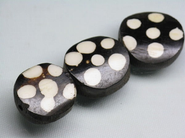 TOKO-BEADS EB001-10N Bone bead (strand) 22~25mm EB001-10N ボーンビーズ（連） 22~25mm Asian bead & African bead  Handmade,Lampeork,bead,asia,india,ethnic,parts,accessory,beads とんぼ玉,ビーズ,トンボ玉,アジア,インド,エスニック,手作り,パーツ,アクセサリー