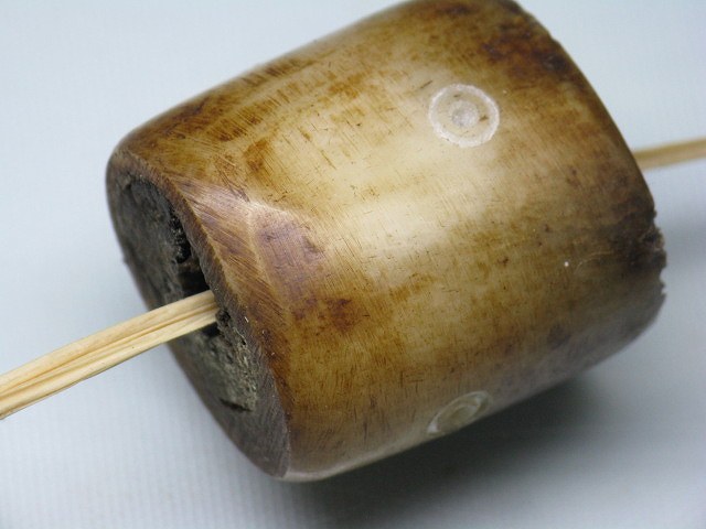 TOKO-BEADS EB051-08 Bone bead 25mm EB051-08 大粒ボーンビーズ 25mm Asian bead & African bead  Handmade,Lampeork,bead,asia,india,ethnic,parts,accessory,beads とんぼ玉,ビーズ,トンボ玉,アジア,インド,エスニック,手作り,パーツ,アクセサリー
