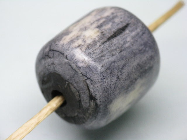 TOKO-BEADS EB053-03 Bone bead 22mm EB053-03 大粒ボーンビーズ 22mm Asian bead & African bead  Handmade,Lampeork,bead,asia,india,ethnic,parts,accessory,beads とんぼ玉,ビーズ,トンボ玉,アジア,インド,エスニック,手作り,パーツ,アクセサリー