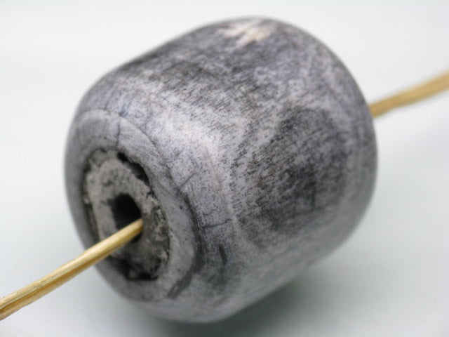 TOKO-BEADS EB053-08 Bone bead 24mm EB053-08 大粒ボーンビーズ 24mm Asian bead & African bead  Handmade,Lampeork,bead,asia,india,ethnic,parts,accessory,beads とんぼ玉,ビーズ,トンボ玉,アジア,インド,エスニック,手作り,パーツ,アクセサリー