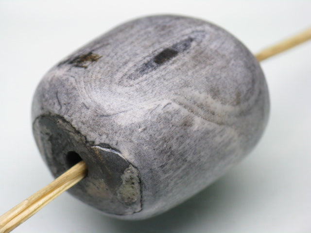 TOKO-BEADS EB053-09 Bone bead 24mm EB053-09 大粒ボーンビーズ 24mm Asian bead & African bead  Handmade,Lampeork,bead,asia,india,ethnic,parts,accessory,beads とんぼ玉,ビーズ,トンボ玉,アジア,インド,エスニック,手作り,パーツ,アクセサリー