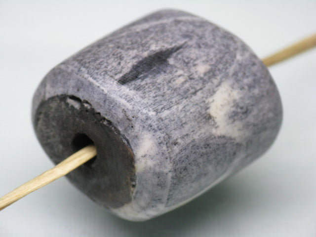 TOKO-BEADS EB053-10 Bone bead 25mm EB053-10 大粒ボーンビーズ 25mm Asian bead & African bead  Handmade,Lampeork,bead,asia,india,ethnic,parts,accessory,beads とんぼ玉,ビーズ,トンボ玉,アジア,インド,エスニック,手作り,パーツ,アクセサリー