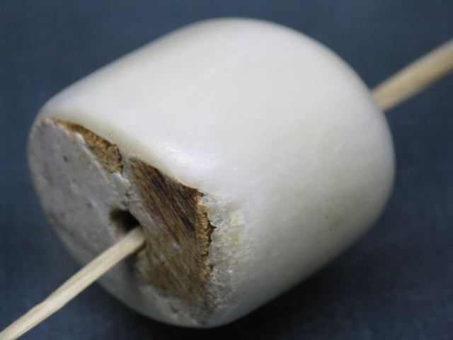 TOKO-BEADS EB054-18 Bone bead 27mm EB054-18 大粒ボーンビーズ 27mm Asian bead & African bead  Handmade,Lampeork,bead,asia,india,ethnic,parts,accessory,beads とんぼ玉,ビーズ,トンボ玉,アジア,インド,エスニック,手作り,パーツ,アクセサリー