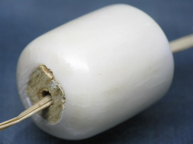 TOKO-BEADS EB054-20 Bone bead 24.5mm EB054-20 大粒ボーンビーズ 24.5mm Asian bead & African bead  Handmade,Lampeork,bead,asia,india,ethnic,parts,accessory,beads とんぼ玉,ビーズ,トンボ玉,アジア,インド,エスニック,手作り,パーツ,アクセサリー