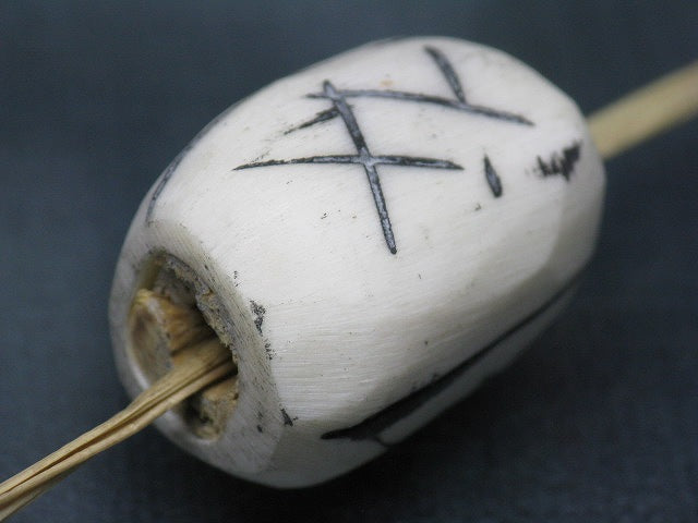 TOKO-BEADS EB055-08 Bone bead 20mm EB055-08 大粒ボーンビーズ 20mm Asian bead & African bead  Handmade,Lampeork,bead,asia,india,ethnic,parts,accessory,beads とんぼ玉,ビーズ,トンボ玉,アジア,インド,エスニック,手作り,パーツ,アクセサリー