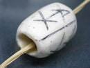 TOKO-BEADS EB055-20 Bone bead 20mm EB055-20 大粒ボーンビーズ 20mm Asian bead & African bead  Handmade,Lampeork,bead,asia,india,ethnic,parts,accessory,beads とんぼ玉,ビーズ,トンボ玉,アジア,インド,エスニック,手作り,パーツ,アクセサリー