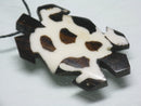 TOKO-BEADS EB203-02 Bone pendant  (Turtle/Kenya) 37mm EB203-02 ボーンチャーム（カメ/ケニア） 37mm Asian bead & African bead  Handmade,Lampeork,bead,asia,india,ethnic,parts,accessory,beads とんぼ玉,ビーズ,トンボ玉,アジア,インド,エスニック,手作り,パーツ,アクセサリー