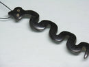 TOKO-BEADS EB208-08 Bone pendant  (Snake/Kenya) 86mm EB208-08 ボーンチャーム（ヘビ/ケニア） 86mm Asian bead & African bead  Handmade,Lampeork,bead,asia,india,ethnic,parts,accessory,beads とんぼ玉,ビーズ,トンボ玉,アジア,インド,エスニック,手作り,パーツ,アクセサリー