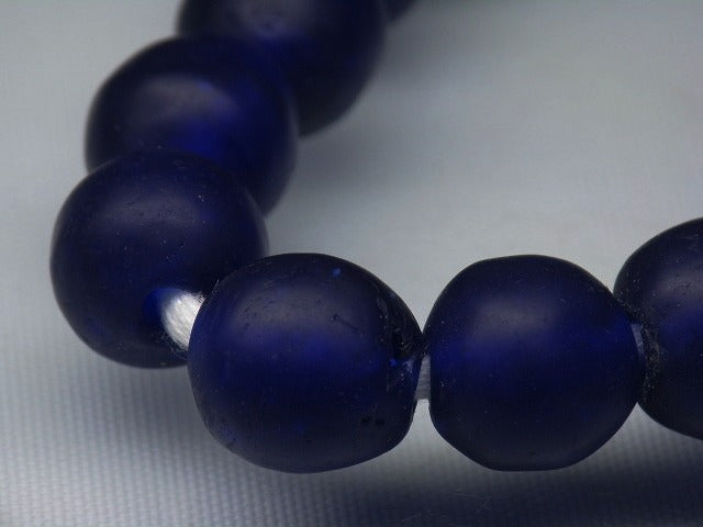 | TOKO-BEADS |EG002N-04 リサイクルガラスビーズ（連） 13~15mmとんぼ玉,ビーズ,トンボ玉,アジア,インド,エスニック,手作り,パーツ,アクセサリー