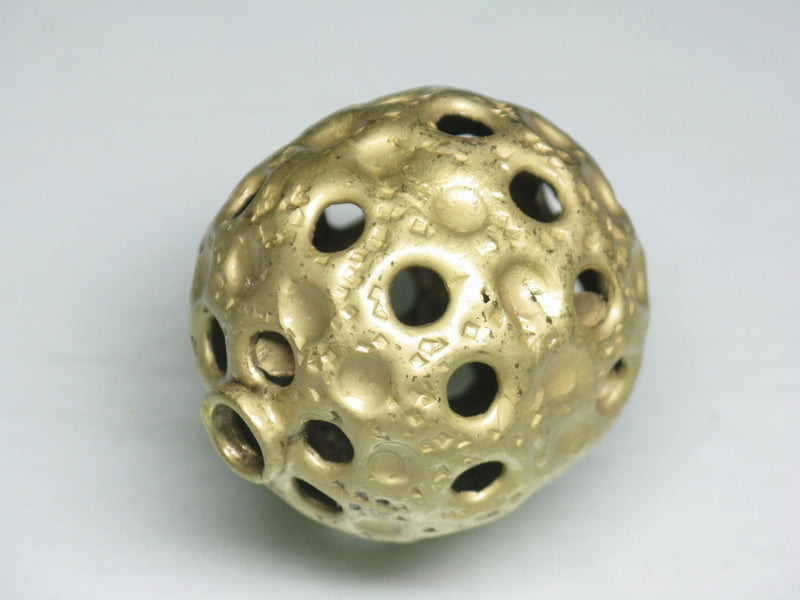 TOKO-BEADS EM001-03 Jumbo Hollow African Metal bead 34mm EM001-03 中空メタルビーズ（大玉）/アフリカ 34mm Asian bead & African bead  Handmade,Lampeork,bead,asia,india,ethnic,parts,accessory,beads とんぼ玉,ビーズ,トンボ玉,アジア,インド,エスニック,手作り,パーツ,アクセサリー