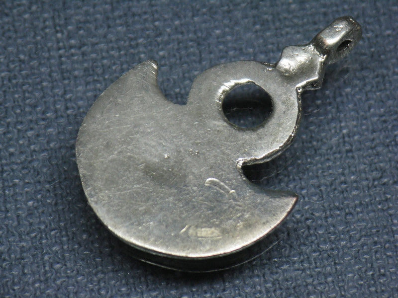 TOKO-BEADS EM002-02 Tuareg metal pendant 33mm EM002-02 トゥアレグ族メタルペンダント 33mm Asian bead & African bead  Handmade,Lampeork,bead,asia,india,ethnic,parts,accessory,beads とんぼ玉,ビーズ,トンボ玉,アジア,インド,エスニック,手作り,パーツ,アクセサリー