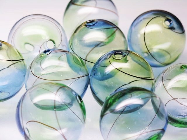 TOKO-BEADS HG005P-04  Hollow glass bead (10pcs) 24~26mm HG005P-04 シャボン玉ビーズ（10個パック） 24~26mm Asian bead & African bead  Handmade,Lampeork,bead,asia,india,ethnic,parts,accessory,beads とんぼ玉,ビーズ,トンボ玉,アジア,インド,エスニック,手作り,パーツ,アクセサリー