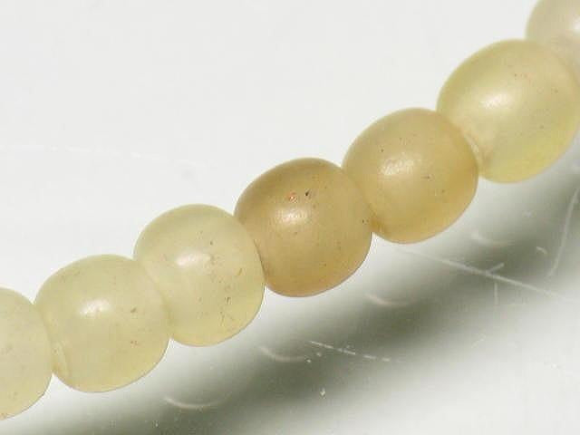 TOKO-BEADS HR010-01 Horn bead (strand) 3.5mm HR010-01 ホーンビーズ（連） 3.5mm Asian bead & African bead  Handmade,Lampeork,bead,asia,india,ethnic,parts,accessory,beads とんぼ玉,ビーズ,トンボ玉,アジア,インド,エスニック,手作り,パーツ,アクセサリー