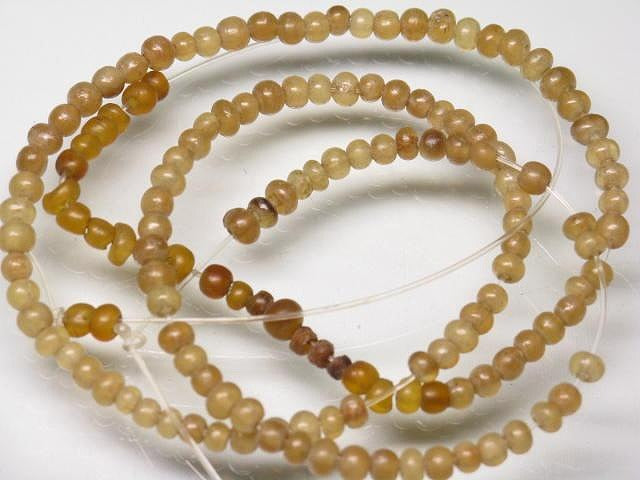 | TOKO-BEADS |HR010-13 ホーンビーズ（連） 3mmとんぼ玉,ビーズ,トンボ玉,アジア,インド,エスニック,手作り,パーツ,アクセサリー