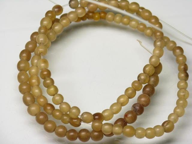 | TOKO-BEADS |HR010-20 ホーンビーズ（連） 3.5~4.5mmとんぼ玉,ビーズ,トンボ玉,アジア,インド,エスニック,手作り,パーツ,アクセサリー