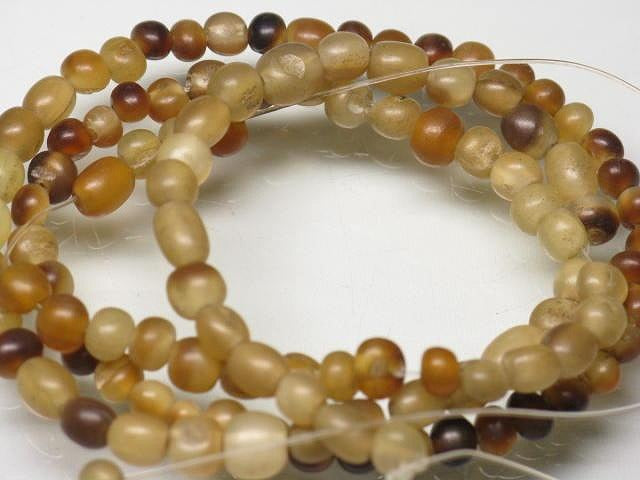 | TOKO-BEADS |HR010-23 ホーンビーズ（連） 3.5~4.5mmとんぼ玉,ビーズ,トンボ玉,アジア,インド,エスニック,手作り,パーツ,アクセサリー