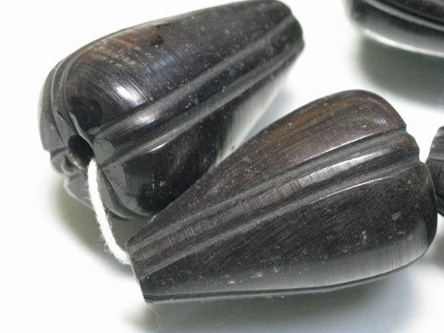 TOKO-BEADS HR101-34N Horn bead (strand) 28mm HR101-34N ホーンビーズ（連） 28mm Asian bead & African bead  Handmade,Lampeork,bead,asia,india,ethnic,parts,accessory,beads とんぼ玉,ビーズ,トンボ玉,アジア,インド,エスニック,手作り,パーツ,アクセサリー