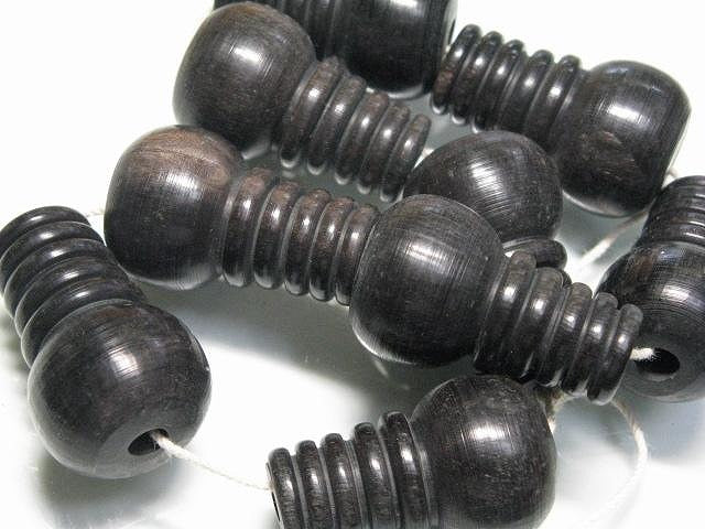 | TOKO-BEADS |HR101N-35 ホーンビーズ（連） 24mmとんぼ玉,ビーズ,トンボ玉,アジア,インド,エスニック,手作り,パーツ,アクセサリー