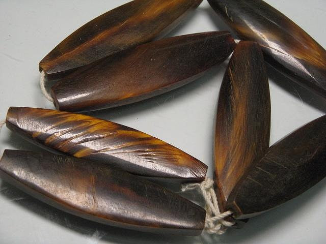 TOKO-BEADS HR101-40N Horn bead (strand) 16mm HR101-40N ホーンビーズ（連） 16mm Asian bead & African bead  Handmade,Lampeork,bead,asia,india,ethnic,parts,accessory,beads とんぼ玉,ビーズ,トンボ玉,アジア,インド,エスニック,手作り,パーツ,アクセサリー
