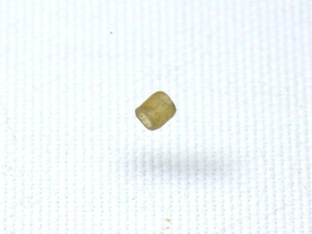 TOKO-BEADS HR301S-01 Horn bead (strand) 2mm HR301S-01 ホーンビーズ 2mm Asian bead & African bead  Handmade,Lampeork,bead,asia,india,ethnic,parts,accessory,beads とんぼ玉,ビーズ,トンボ玉,アジア,インド,エスニック,手作り,パーツ,アクセサリー