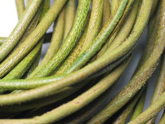 TOKO-BEADS LC035 Leather Cord(70Cm) 2mm LC035 レザーコード(70Cm) 2mm Asian bead & African bead  Handmade,Lampeork,bead,asia,india,ethnic,parts,accessory,beads とんぼ玉,ビーズ,トンボ玉,アジア,インド,エスニック,手作り,パーツ,アクセサリー