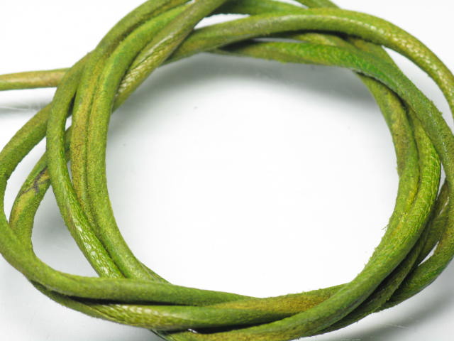 TOKO-BEADS LC035 Leather Cord(70Cm) 2mm LC035 レザーコード(70Cm) 2mm Asian bead & African bead  Handmade,Lampeork,bead,asia,india,ethnic,parts,accessory,beads とんぼ玉,ビーズ,トンボ玉,アジア,インド,エスニック,手作り,パーツ,アクセサリー