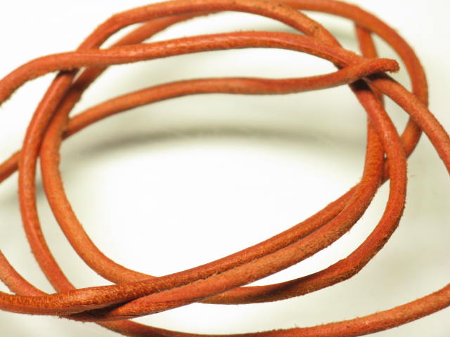 TOKO-BEADS LC039 Leather Cord(70Cm) 2mm LC039 レザーコード(70Cm) 2mm Asian bead & African bead  Handmade,Lampeork,bead,asia,india,ethnic,parts,accessory,beads とんぼ玉,ビーズ,トンボ玉,アジア,インド,エスニック,手作り,パーツ,アクセサリー