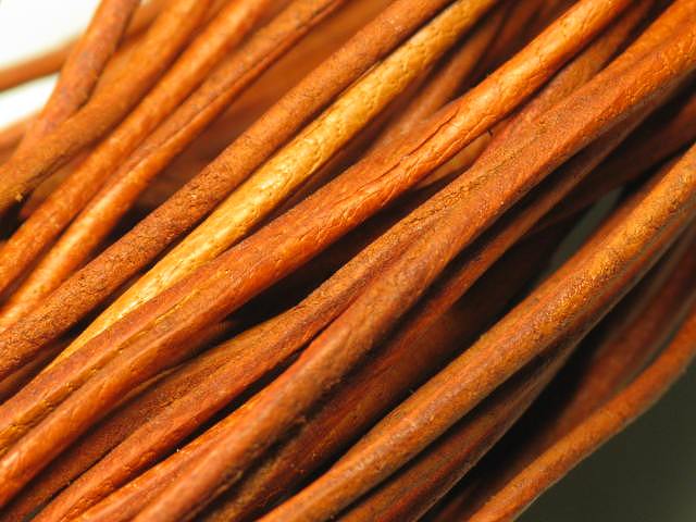 TOKO-BEADS LC041 Leather Cord(75Cm) 1.2mm LC041 レザーコード(75Cm) 1.2mm Asian bead & African bead  Handmade,Lampeork,bead,asia,india,ethnic,parts,accessory,beads とんぼ玉,ビーズ,トンボ玉,アジア,インド,エスニック,手作り,パーツ,アクセサリー