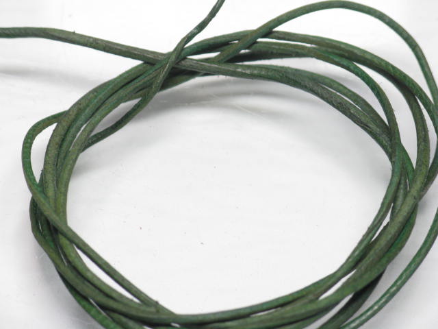 TOKO-BEADS LC051 Leather Cord(75Cm) 1mm LC051 レザーコード(75Cm) 1mm Asian bead & African bead  Handmade,Lampeork,bead,asia,india,ethnic,parts,accessory,beads とんぼ玉,ビーズ,トンボ玉,アジア,インド,エスニック,手作り,パーツ,アクセサリー