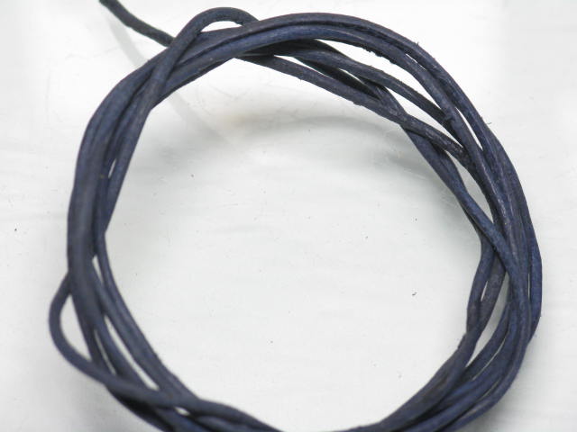 TOKO-BEADS LC053 Leather Cord(75Cm) 1mm LC053 レザーコード(75Cm) 1mm Asian bead & African bead  Handmade,Lampeork,bead,asia,india,ethnic,parts,accessory,beads とんぼ玉,ビーズ,トンボ玉,アジア,インド,エスニック,手作り,パーツ,アクセサリー