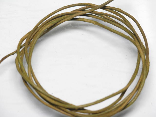 TOKO-BEADS LC055 Leather Cord(75Cm) 1mm LC055 レザーコード(75Cm) 1mm Asian bead & African bead  Handmade,Lampeork,bead,asia,india,ethnic,parts,accessory,beads とんぼ玉,ビーズ,トンボ玉,アジア,インド,エスニック,手作り,パーツ,アクセサリー