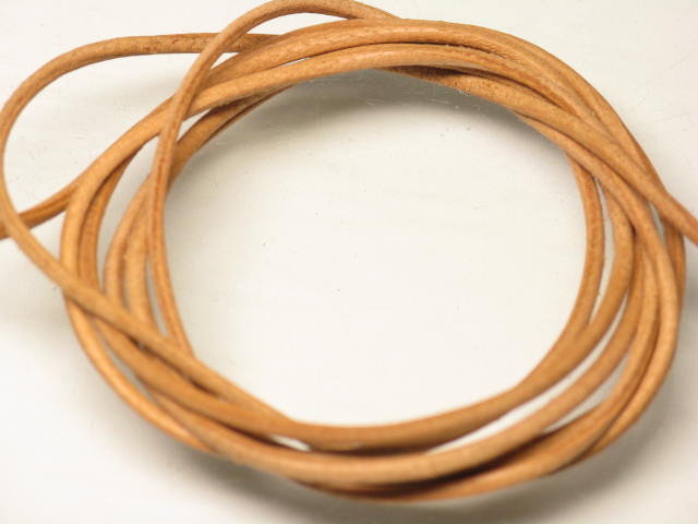 TOKO-BEADS LC058 Leather Cord(75Cm) 1mm LC058 レザーコード(75Cm) 1mm Asian bead & African bead  Handmade,Lampeork,bead,asia,india,ethnic,parts,accessory,beads とんぼ玉,ビーズ,トンボ玉,アジア,インド,エスニック,手作り,パーツ,アクセサリー