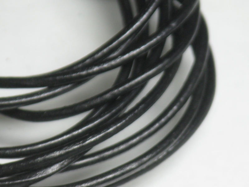 TOKO-BEADS LC243 Leather Cord(1m) 1.5mm LC243 レザーコード(1m) 1.5mm Asian bead & African bead  Handmade,Lampeork,bead,asia,india,ethnic,parts,accessory,beads とんぼ玉,ビーズ,トンボ玉,アジア,インド,エスニック,手作り,パーツ,アクセサリー
