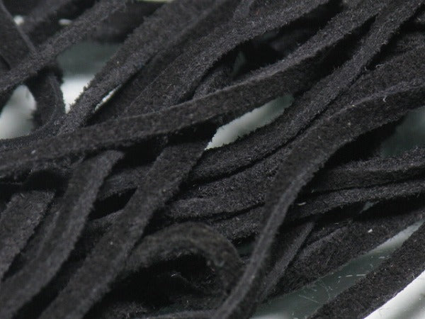 TOKO-BEADS LC327 Flat leather cord(70Cm) 2x1mm LC327 平レザーコード(70Cm) 2x1mm Asian bead & African bead  Handmade,Lampeork,bead,asia,india,ethnic,parts,accessory,beads とんぼ玉,ビーズ,トンボ玉,アジア,インド,エスニック,手作り,パーツ,アクセサリー