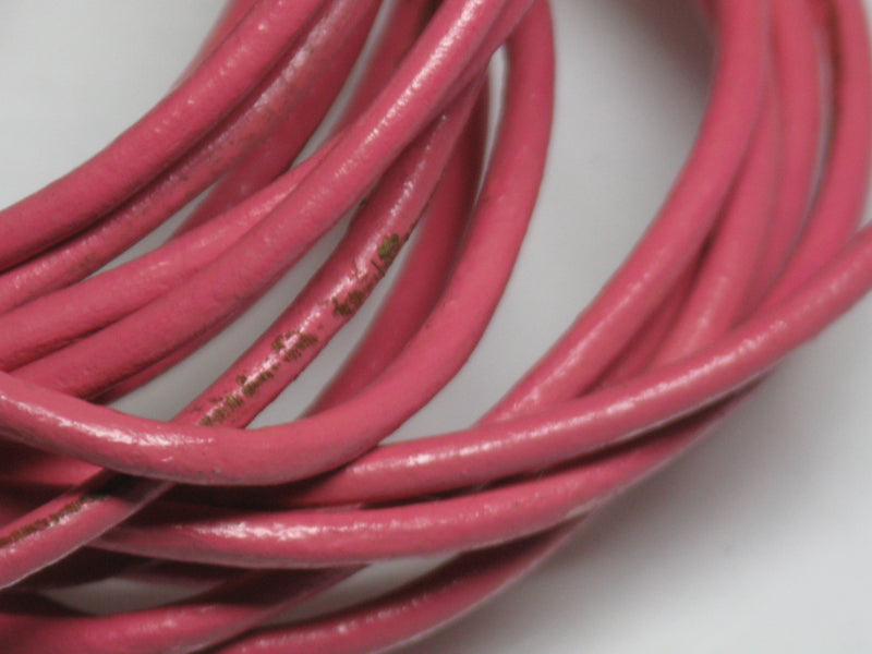 TOKO-BEADS LC510 Leather Cord(1m) 2mm LC510 レザーコード(1m) 2mm Asian bead & African bead  Handmade,Lampeork,bead,asia,india,ethnic,parts,accessory,beads とんぼ玉,ビーズ,トンボ玉,アジア,インド,エスニック,手作り,パーツ,アクセサリー