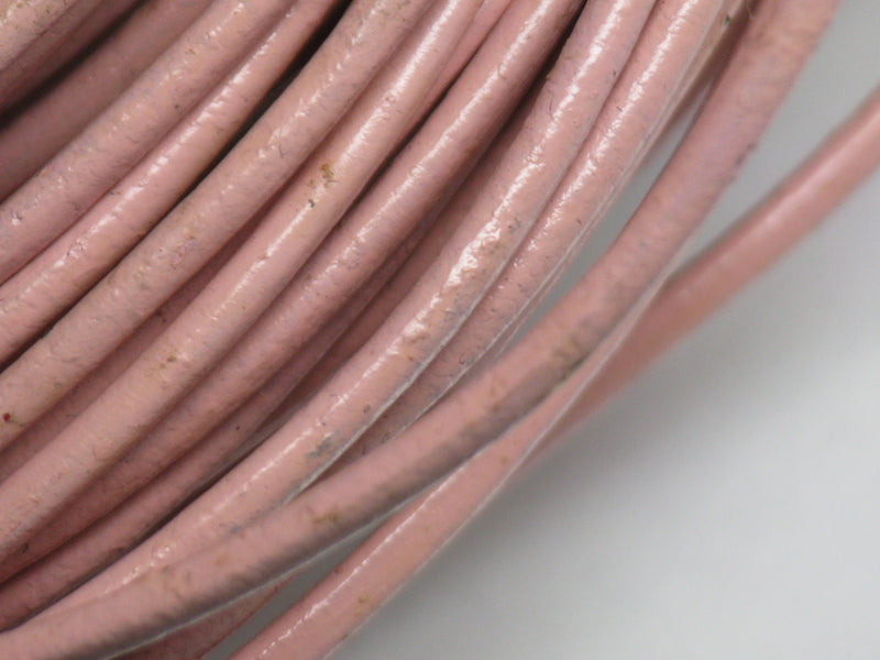 TOKO-BEADS LC512 Leather Cord(1m) 2mm LC512 レザーコード(1m) 2mm Asian bead & African bead  Handmade,Lampeork,bead,asia,india,ethnic,parts,accessory,beads とんぼ玉,ビーズ,トンボ玉,アジア,インド,エスニック,手作り,パーツ,アクセサリー
