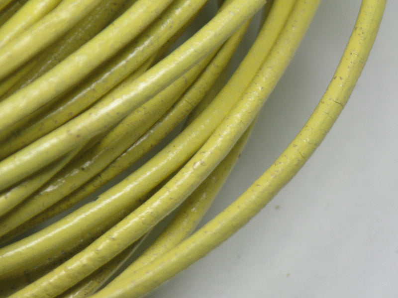 TOKO-BEADS LC514 Leather Cord(1m) 2mm LC514 レザーコード(1m) 2mm Asian bead & African bead  Handmade,Lampeork,bead,asia,india,ethnic,parts,accessory,beads とんぼ玉,ビーズ,トンボ玉,アジア,インド,エスニック,手作り,パーツ,アクセサリー