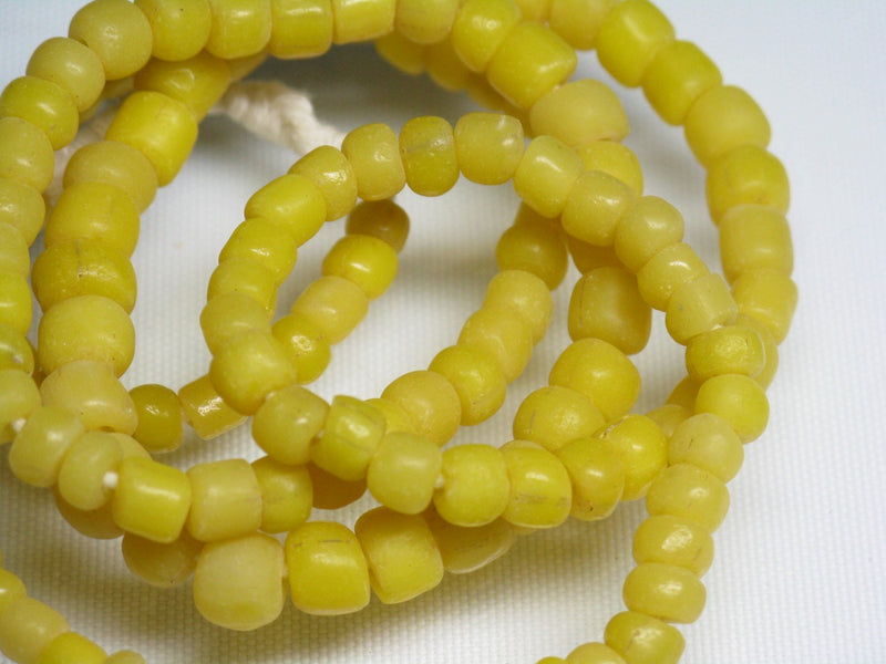 | TOKO-BEADS |MJ001-77 マジャパヒト玉（連） 4~7mmとんぼ玉,ビーズ,トンボ玉,アジア,インド,エスニック,手作り,パーツ,アクセサリー