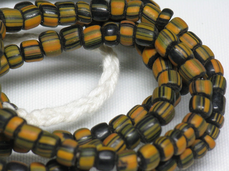 | TOKO-BEADS |MJ100-26 マジャパヒト玉（連） 4~7mmとんぼ玉,ビーズ,トンボ玉,アジア,インド,エスニック,手作り,パーツ,アクセサリー