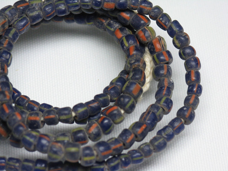 | TOKO-BEADS |MJ100-61 マジャパヒト玉（連） 4~7mmとんぼ玉,ビーズ,トンボ玉,アジア,インド,エスニック,手作り,パーツ,アクセサリー