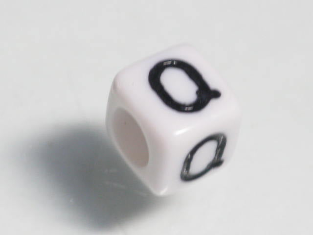 TOKO-BEADS P002-117 Alphabet (Q) 6mm P002-117 アルファベット（Q） 6mm Asian bead & African bead  Handmade,Lampeork,bead,asia,india,ethnic,parts,accessory,beads とんぼ玉,ビーズ,トンボ玉,アジア,インド,エスニック,手作り,パーツ,アクセサリー